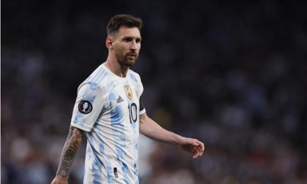 特朗普又出狠招！5500万美国签证持有者面临审查